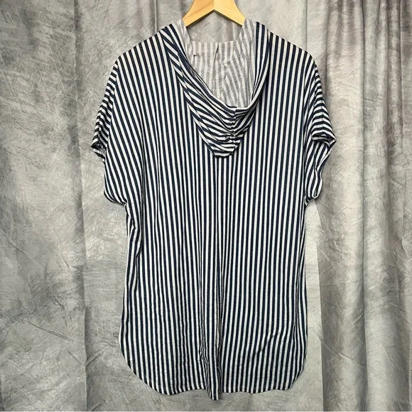 Time And Tru Denim Blue and White Striped Lace Front Hooded Swim Coverup - sz L - Picture 2 of 6